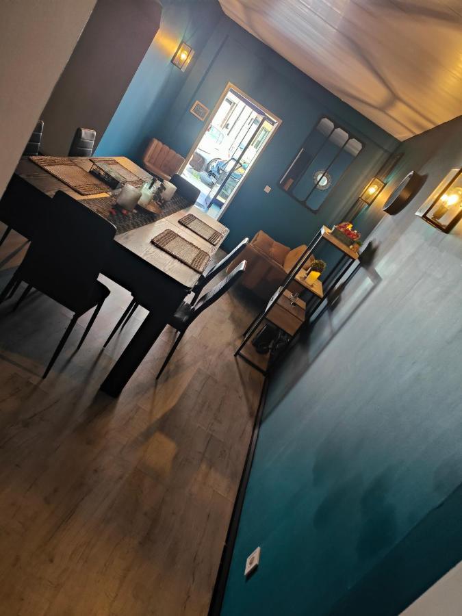 Appartement Charmant logement avec Spa, Sauna et terrasse à Bergues Extérieur photo